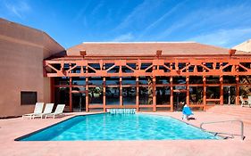 Red Lion Hotel St. George 3*