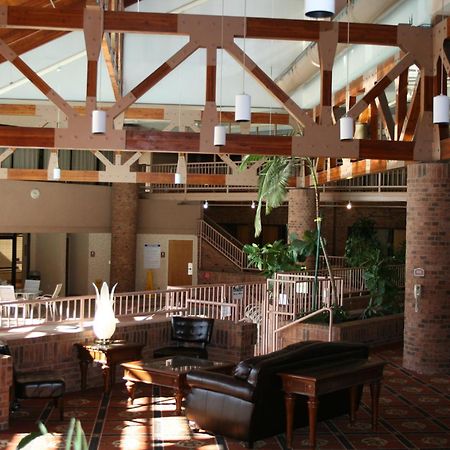 Red Lion Hotel And Conference Center St. George Exterior photo