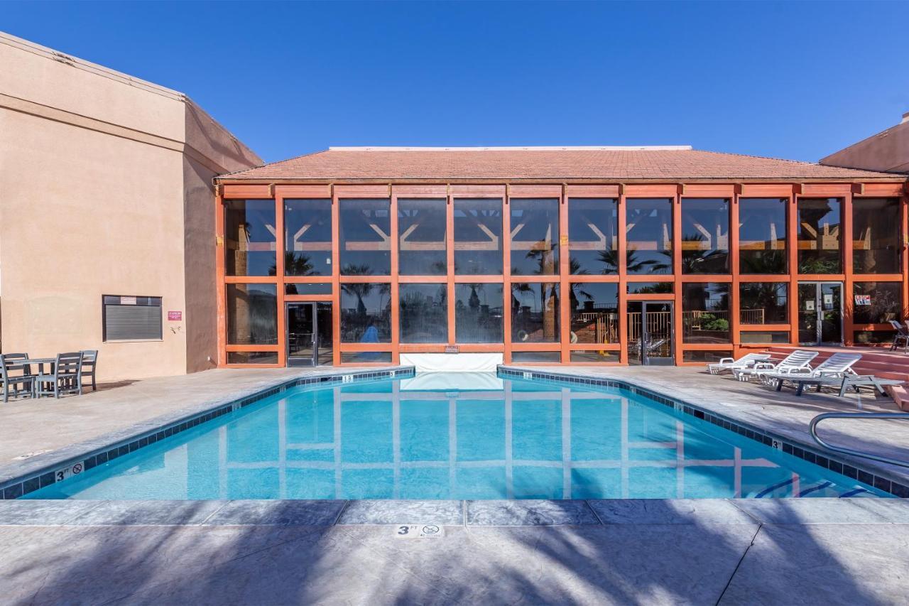 Red Lion Hotel And Conference Center St. George Exterior photo