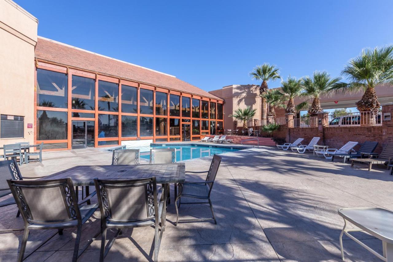 Red Lion Hotel And Conference Center St. George Exterior photo